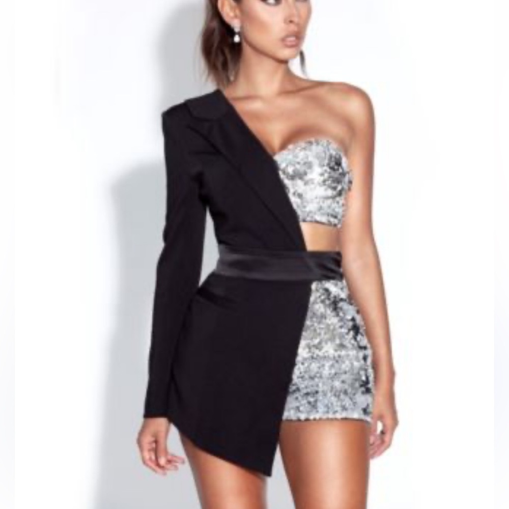 Elegant Black and Silver One-Shoulder Jumpsuit